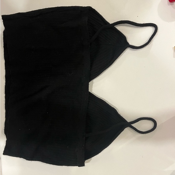 Very cute black crop top - Picture 2 of 3